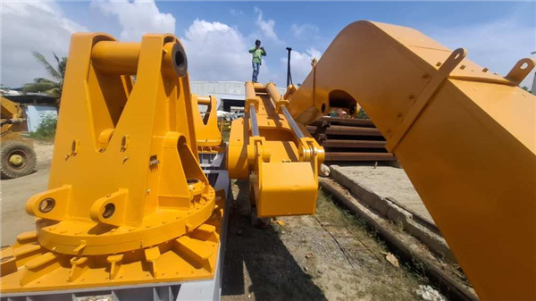 2 Units - GEMCO Rock Breakers
